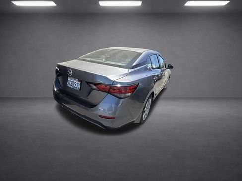 Used 2022 Nissan Sentra S FWD image 16