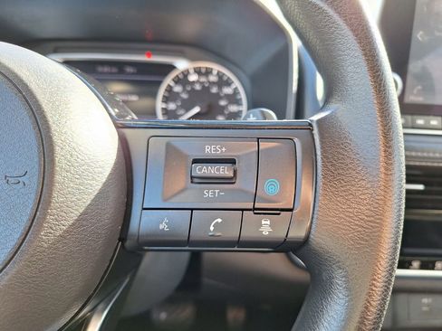 Used 2021 Nissan Rogue SV image 20