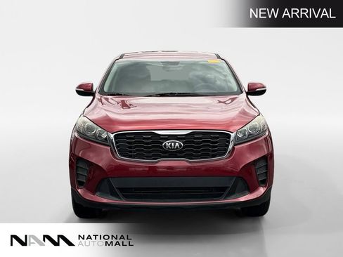 Used 2019 Kia Sorento LX image 8