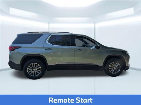 Used 2023 Chevrolet Traverse LT FWD image 8