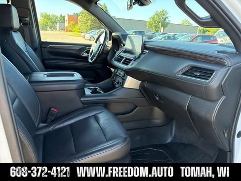 Used 2021 Chevrolet Suburban Z71 w/ Z71 Signature Package AWD/4WD image 38