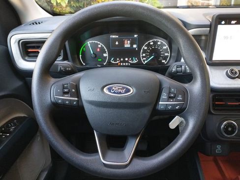 Used 2023 Ford Maverick XLT image 47