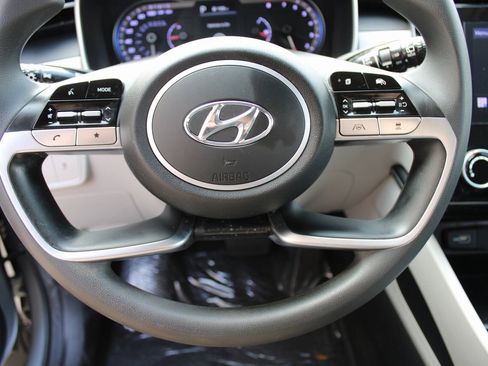 Used 2022 Hyundai Tucson SEL image 11