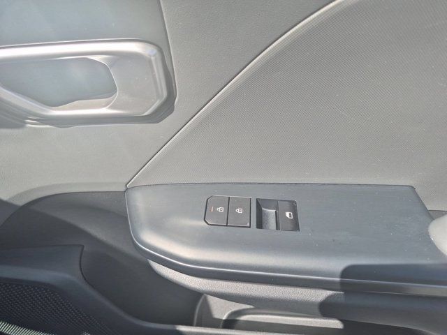 Used 2025 Kia K4 FWD image 33