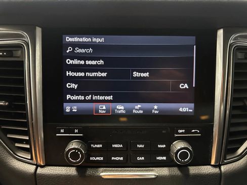 Used 2018 Porsche Macan GTS image 50