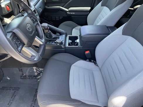 Certified 2025 Toyota 4Runner TRD Off-Road AWD/4WD image 23