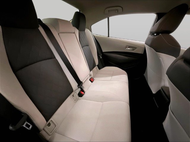 Used 2020 Toyota Corolla LE FWD image 26