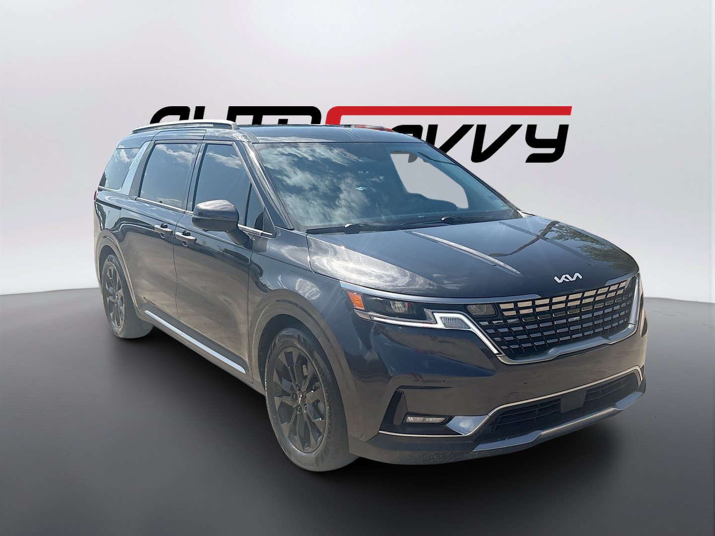 Used 2024 Kia Carnival SX FWD image 1