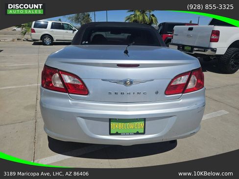 Used 2008 Chrysler Sebring Touring w/ Electronics Convenience Group FWD image 6