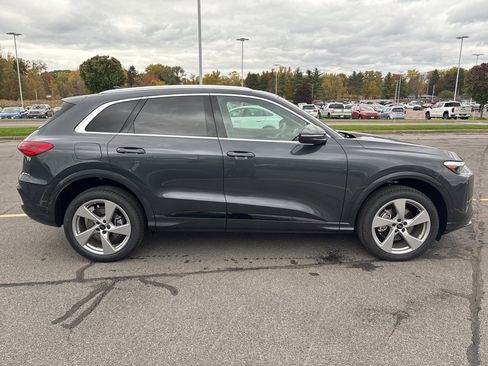 New 2025 Audi Q5 2.0T Premium Plus image 8