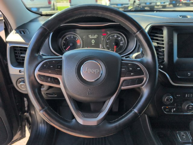 Certified 2021 Jeep Cherokee Latitude Plus w/ Sun & Sound Group FWD image 13
