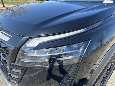 New 2026 Nissan Pathfinder Rock Creek image 40