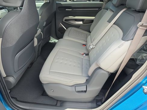 New 2026 Kia EV9 Wind AWD/4WD image 17