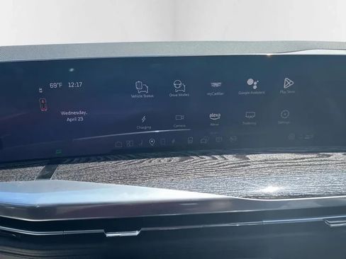 New 2025 Cadillac Escalade IQ Luxury 1 image 15