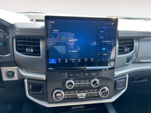 Used 2024 Ford Expedition Max XLT AWD/4WD image 24
