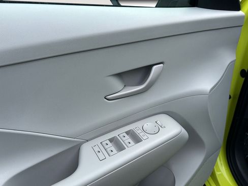 Used 2024 Hyundai Kona SEL FWD image 21
