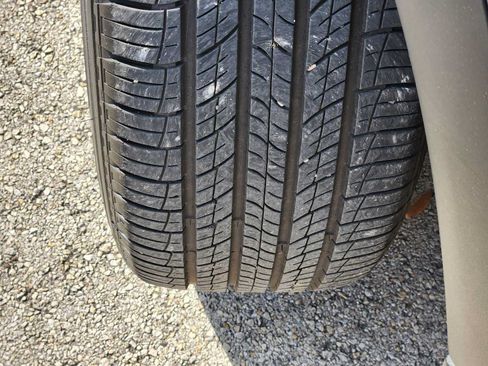 Used 2026 Honda Pilot EX-L image 10