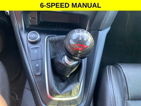 Used 2017 Ford Focus ST FWD image 7