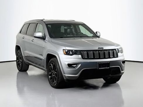 Used 2020 Jeep Grand Cherokee Altitude AWD/4WD image 1