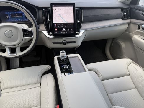 New 2026 Volvo XC90 B6 Ultra w/ Protection Package AWD/4WD image 14