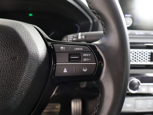 Used 2025 Honda Civic Sport image 43