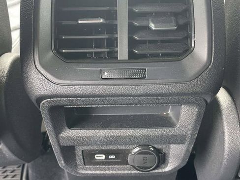 Used 2022 Volkswagen Tiguan SEL R-Line AWD/4WD image 12