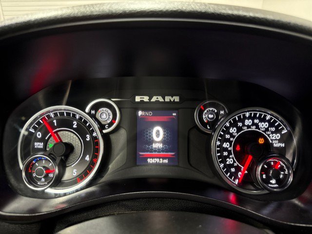 Used 2024 RAM 2500 Tradesman w/ Chrome Appearance Group AWD/4WD image 15