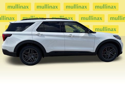 New 2026 Ford Explorer ST image 16