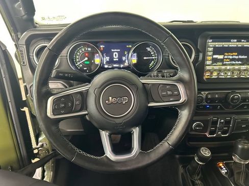 Used 2023 Jeep Wrangler Unlimited Sahara w/ Cold Weather Group AWD/4WD image 12