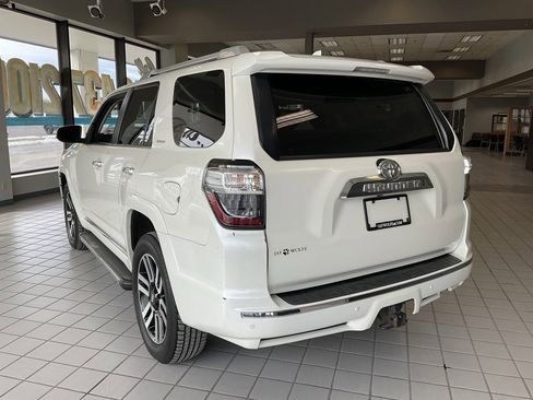 Used 2016 Toyota 4Runner Limited image 5