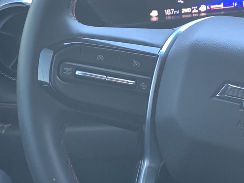 Used 2024 Chevrolet Colorado Z71 w/ Z71 Convenience Package 2 image 18