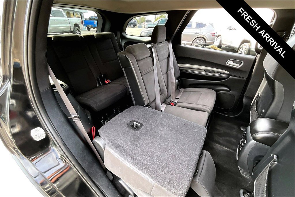 Used 2020 Dodge Durango SXT w/ 3rd Row Seating Group RWD image 24