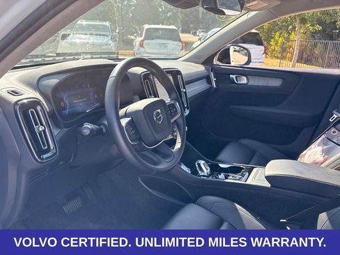 Certified 2026 Volvo XC40 B5 Plus AWD/4WD image 18