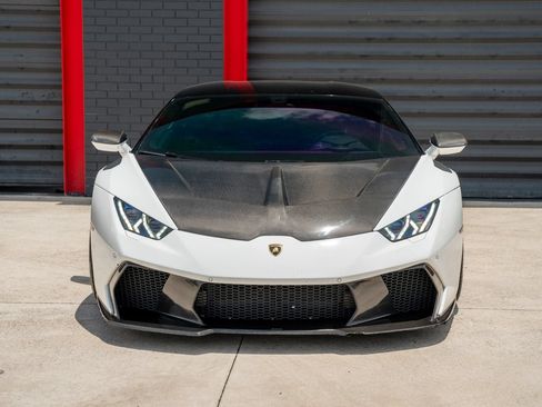 Used 2015 Lamborghini Huracan LP 610-4 AWD/4WD image 7