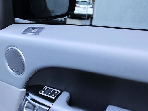 Used 2015 Land Rover Range Rover Sport Supercharged image 32