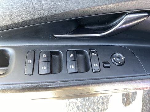 Used 2022 Hyundai Elantra N FWD image 18