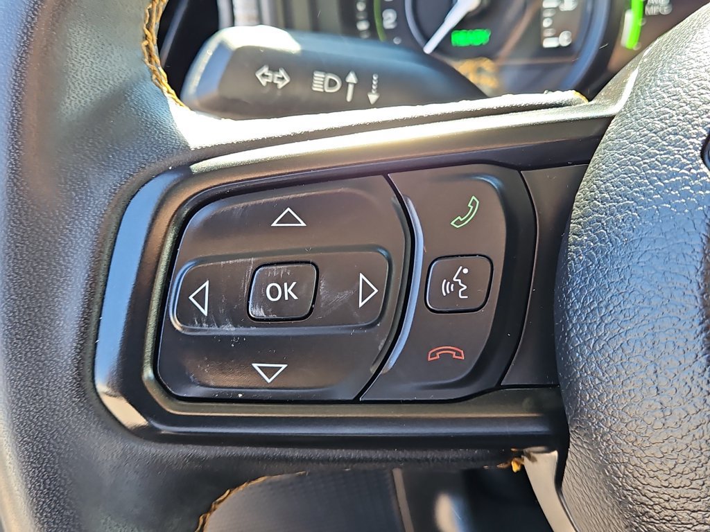 Used 2024 Jeep Wrangler Unlimited AWD/4WD image 23