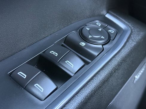 Used 2024 Chevrolet Silverado 1500 LT Trail Boss w/ LT Trail Boss Premium Package AWD/4WD image 22