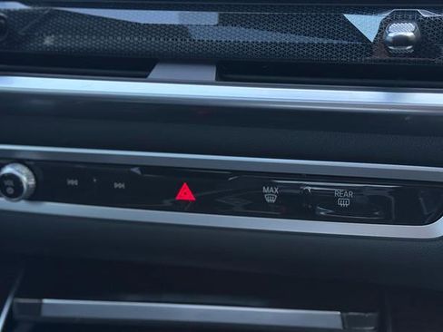 Used 2024 BMW X5 sDrive40i w/ Parking Assistance Package image 29