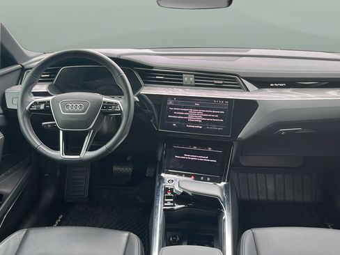 Certified 2023 Audi e-tron Premium Plus AWD/4WD image 9