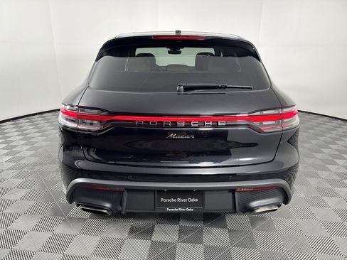 Certified 2025 Porsche Macan image 6