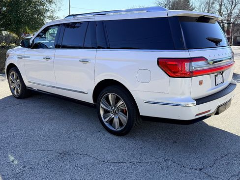 Used 2018 Lincoln Navigator L Reserve w/ Technology Package image 6