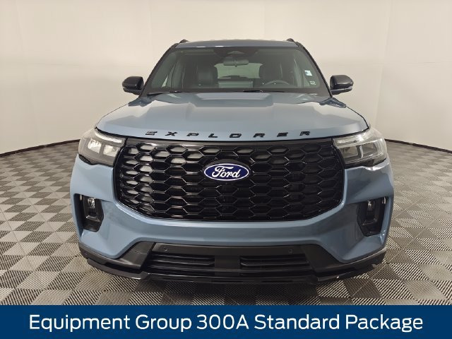 New 2027 Ford Explorer ST-Line AWD/4WD image 9