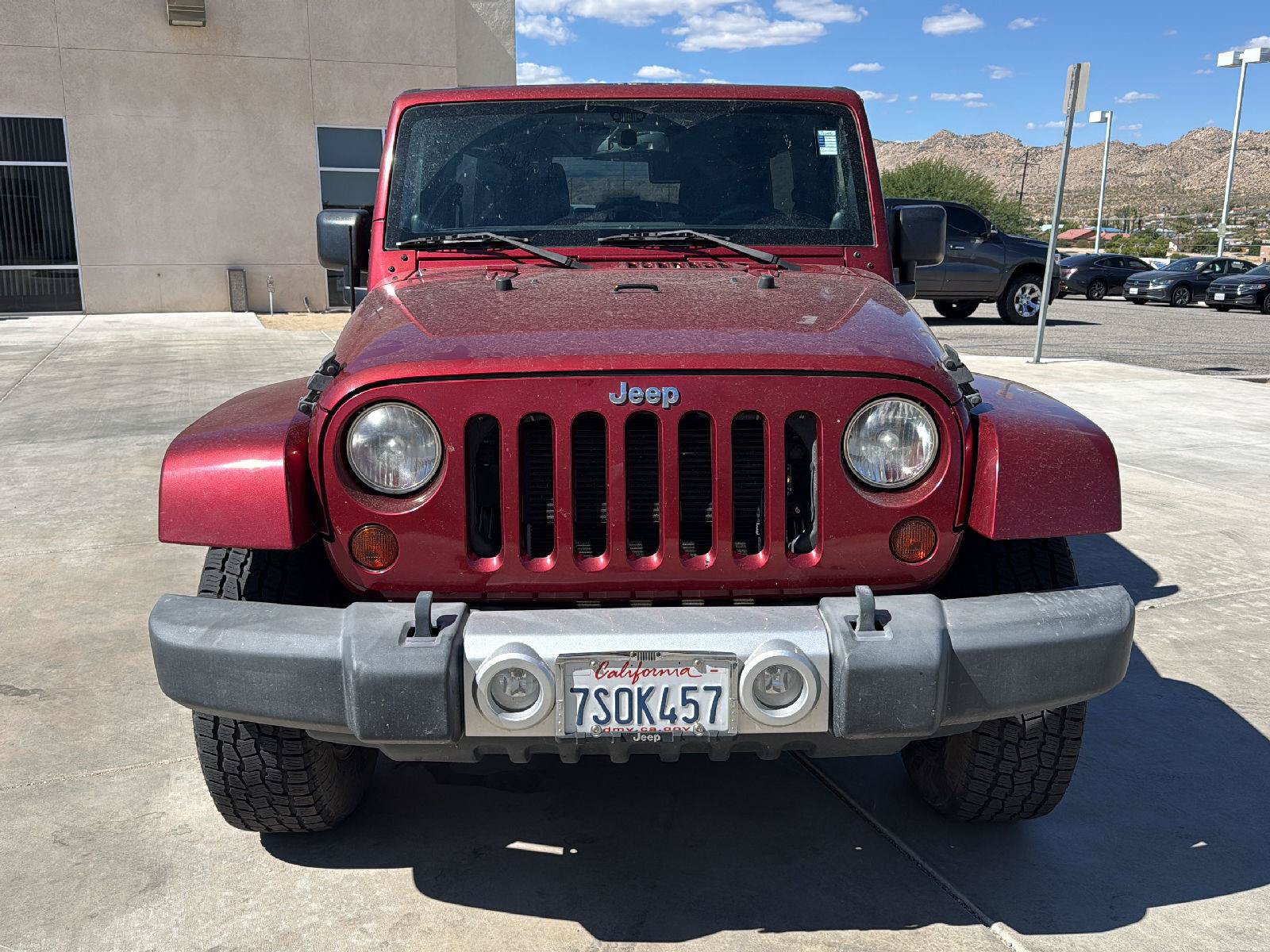 Used 2013 Jeep Wrangler Unlimited Sahara AWD/4WD image 2