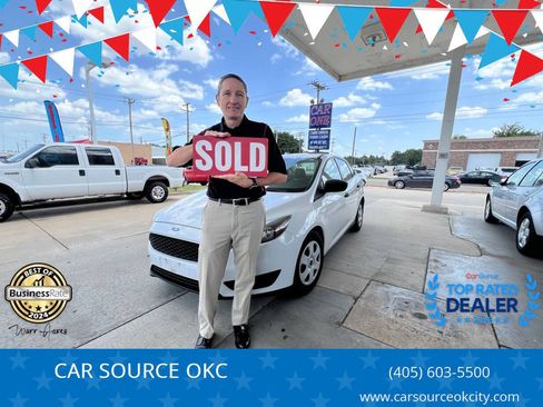 Used 2017 Ford Focus S FWD image 1