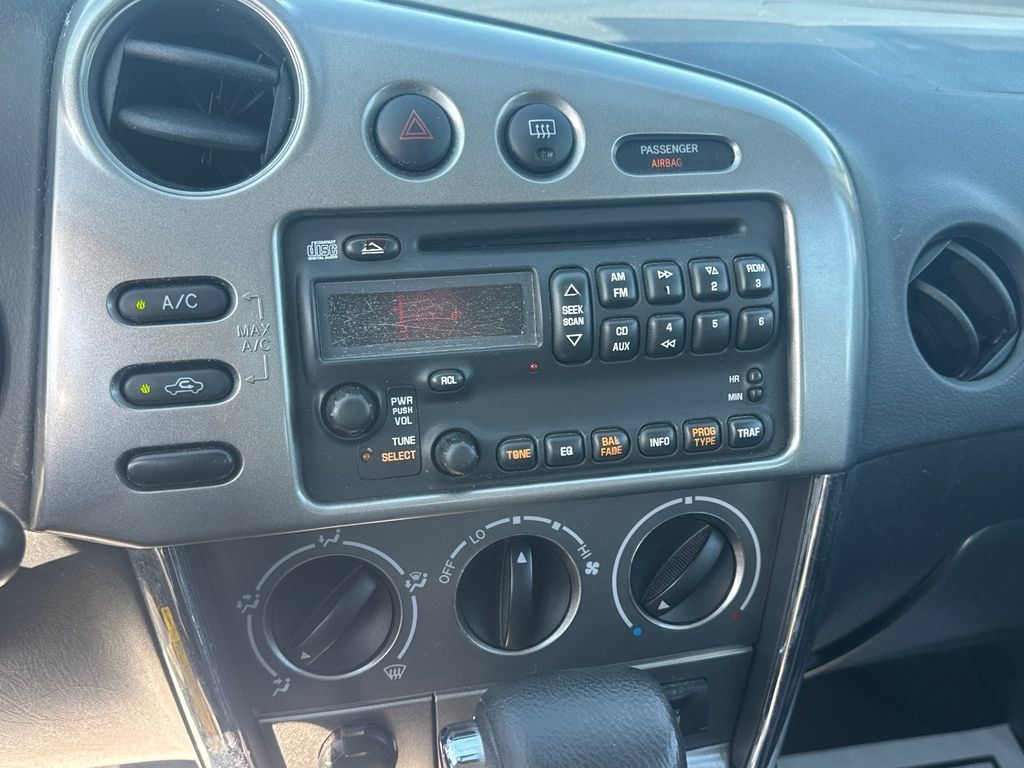 Used 2007 Pontiac Vibe w/ Preferred Package FWD image 20