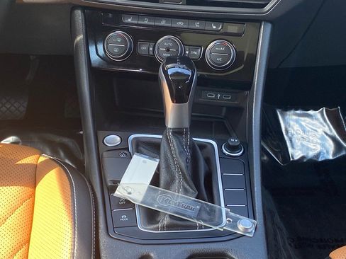 Certified 2024 Volkswagen Jetta SEL image 8