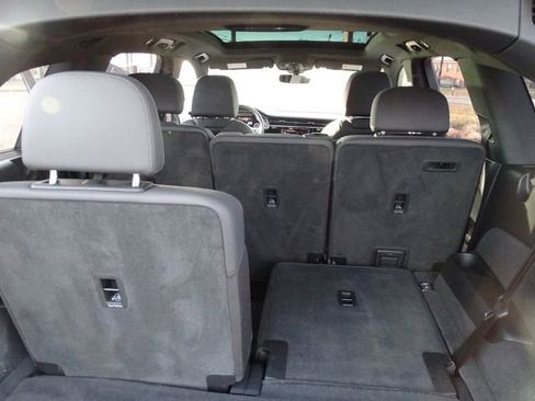 Used 2022 Audi Q7 3.0T Prestige image 10