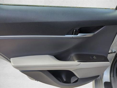 Used 2023 Toyota Camry LE FWD image 23