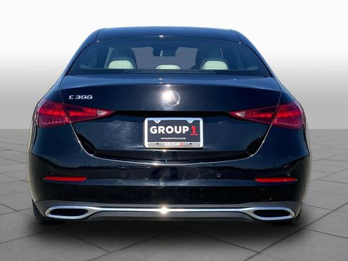 Used 2025 Mercedes-Benz C 300 Sedan image 5